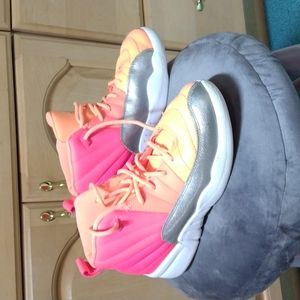 JORDAN 12 Retro , sunrise color sz 3Y